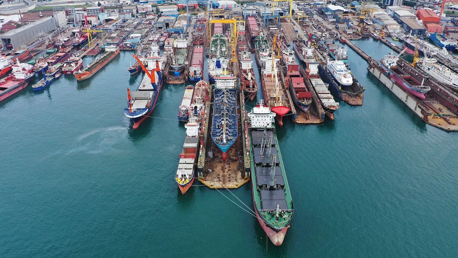 Tuzla Shipyards: Tersaneler ve Gemiler İçin Güvenilir Çözümler Platformu